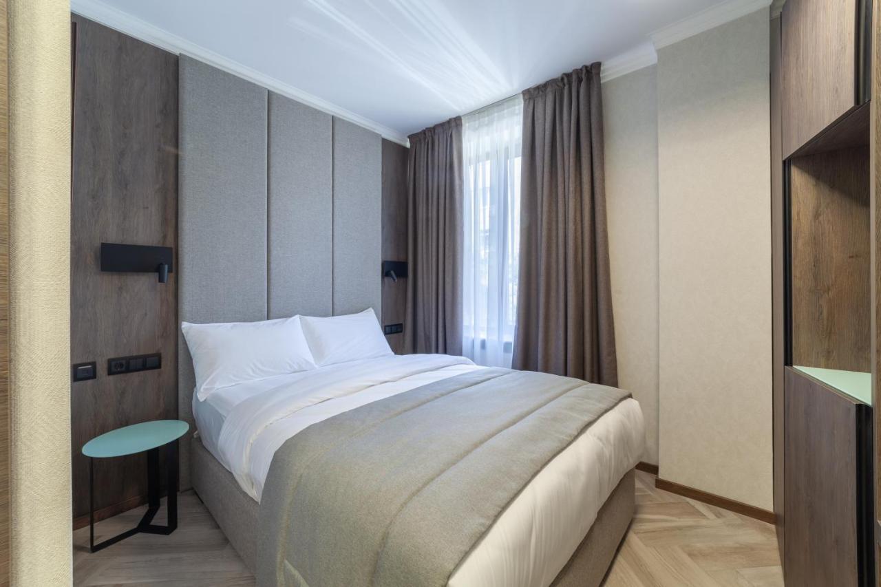 Hotel Old Wall ティビリシ エクステリア 写真